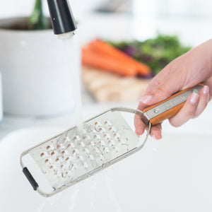 Full Circle GRATE EXPECTATIONS™ Coarse Grater