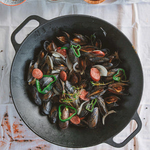 Victoria Cast Iron Wok 35.5 cm | 14 Inch