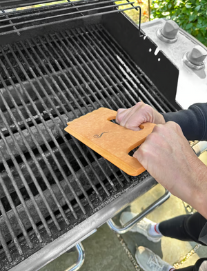 Outset Grill/BBQ Grate Cleaner Verde