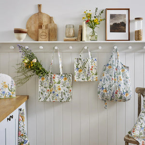 Ulster Weavers Tea Cosy, Cottage Garden