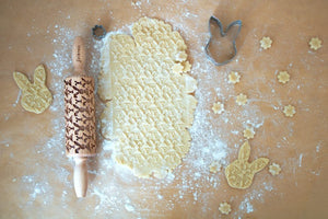 Folkroll Small Embossed Rolling Pin, Easter Bunny