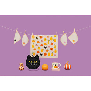 Danica Jubilee Shaped Pot Holder, Black Cat
