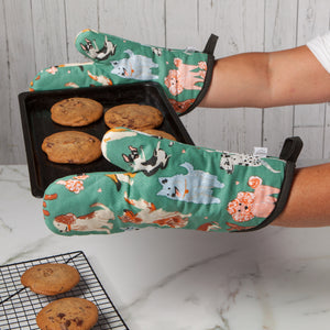 Danica Jubilee Oven Mitt, Puppos Puppies