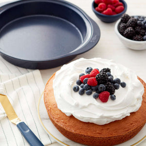 Wilton Diamond-Infused Non-Stick Navy Blue Round Baking Pan 9 Inch