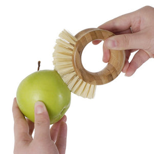 Full Circle 'The Ring' Vegetable Brush