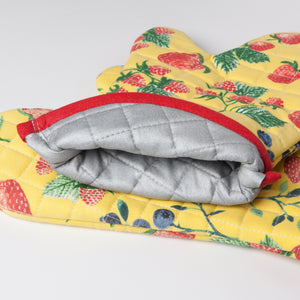 Danica Now Designs Oven Mitt, Berry Patch