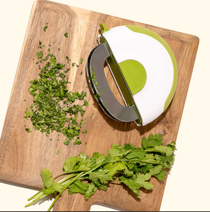 Microplane Herb & Salad Mezzaluna