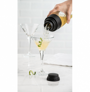 Trudeau Glass Cocktail Shaker 20oz