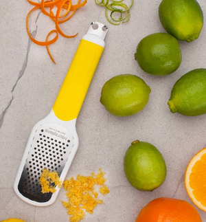 Microplane Ultimate 3-in-1 Citrus Tool, Yellow