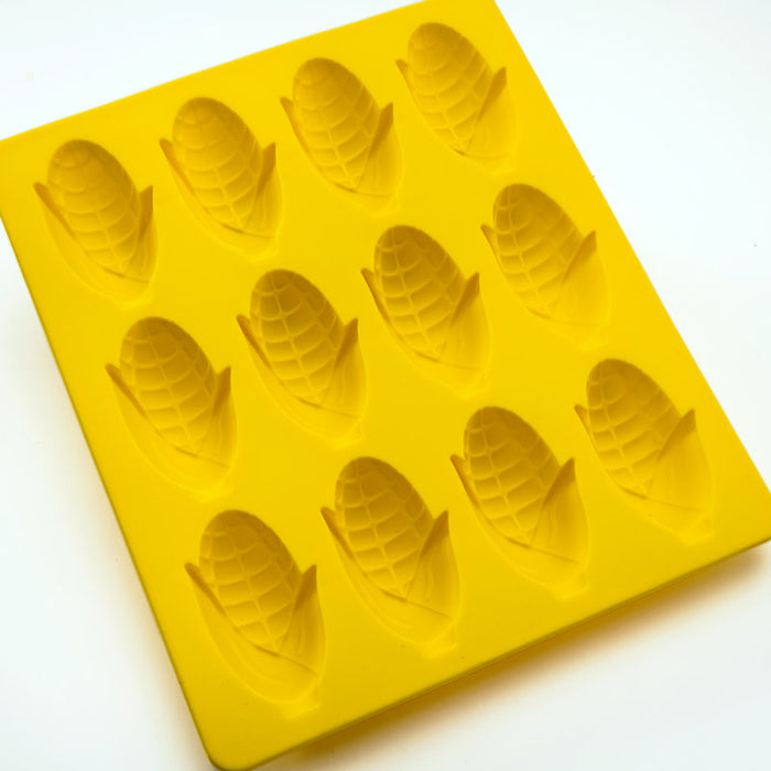 Mobi Silicone Mini Hot Dog Mold, Corn Dog